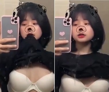 Sinh viên ngực to mê mẩn khoe thân nóng bỏng quyến rũ